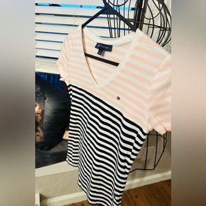 Size small , Tommy Hilfiger, t shirt